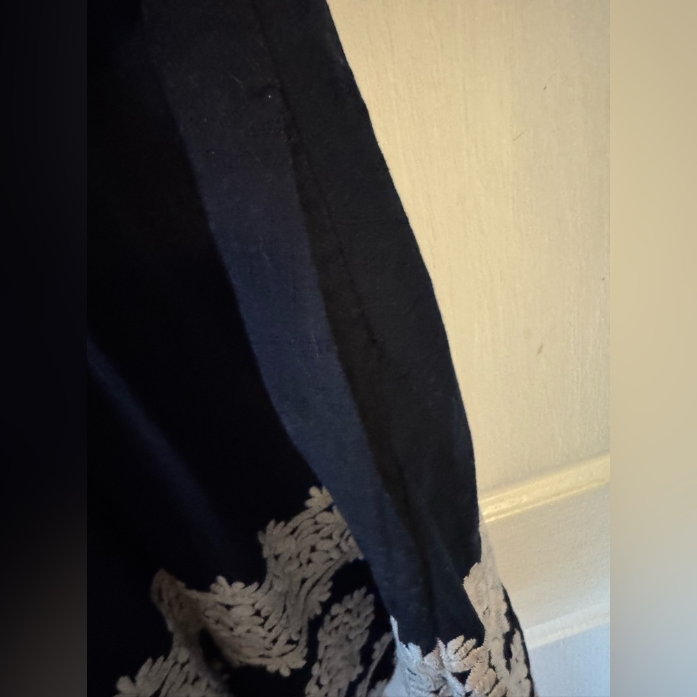 ANTHROPOLOGIE Dark Navy Blue “Orla” Embroidered Mini Dress Subtle Pattern - Picture 7 of 13